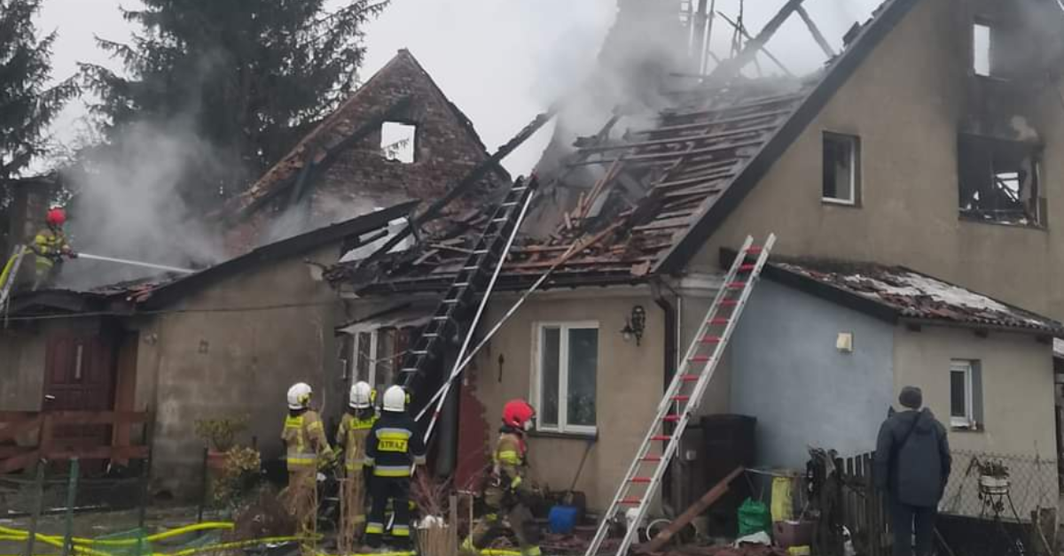 W gminie Miłakowo pożar strawił dom. Zdruzgotana rodzina z Mysłak bardzo potrzebuje pomocy!